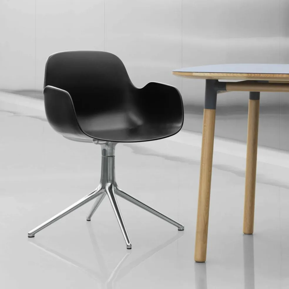 Form Drehstuhl mit Armlehnen 4L Alu