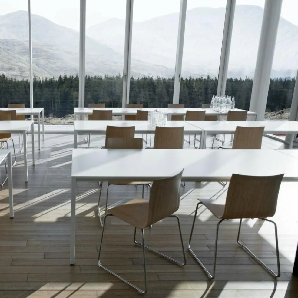 Frame P10 Tisch 180x90cm