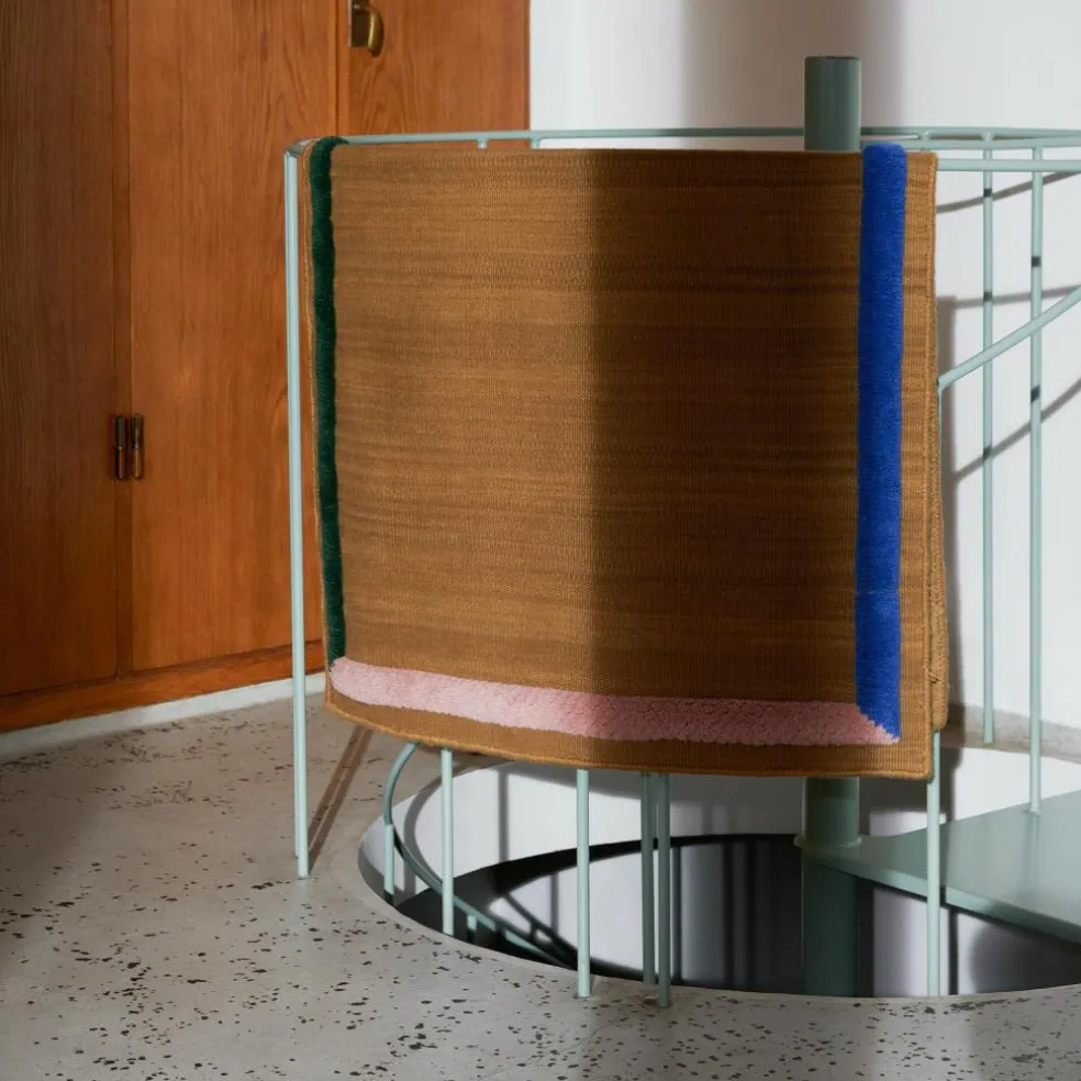 Framed AP13 Teppich 90x140cm