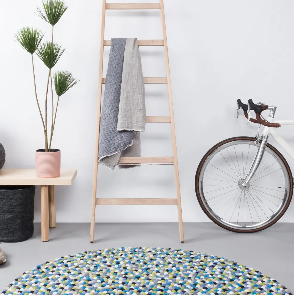 Fritz Filzkugelteppich