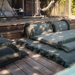 Garden Layers Big Kissen