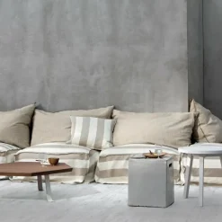 Ghost 08 Hocker / Ottomane