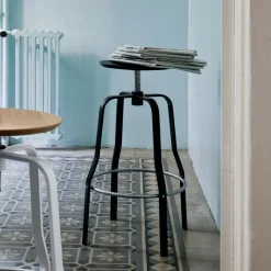 Giro S106 Hocker Sitzfläche Edelstahl 66-76cm