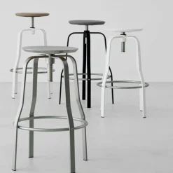 Giro S106 Hocker Sitzfläche Edelstahl 66-76cm