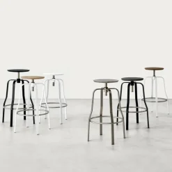 Giro S106 Hocker Sitzfläche Edelstahl 66-76cm