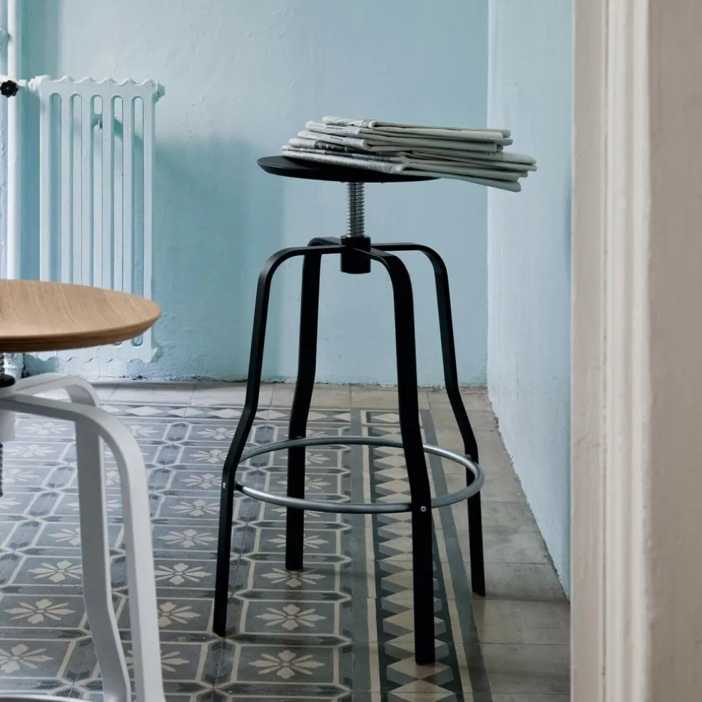 Giro S106 Hocker Sitzfläche Holz 66-76cm