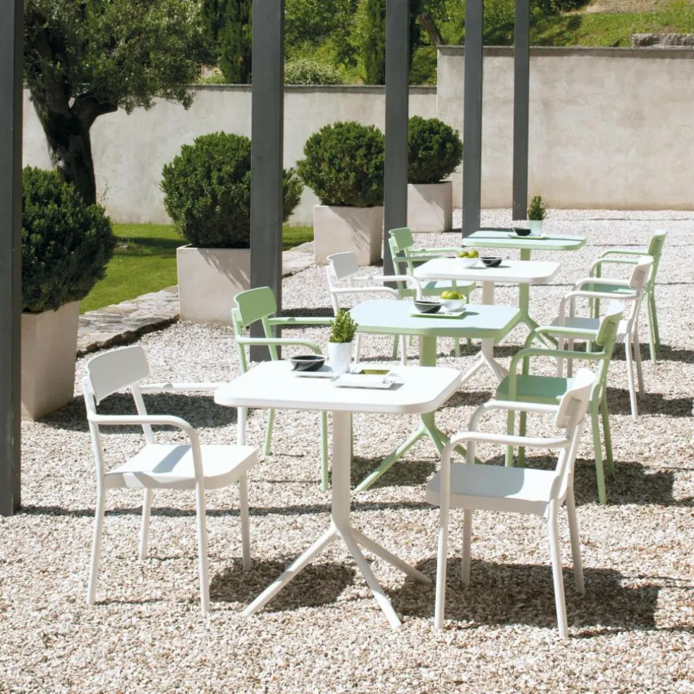 Grace Gartenarmlehnstuhl