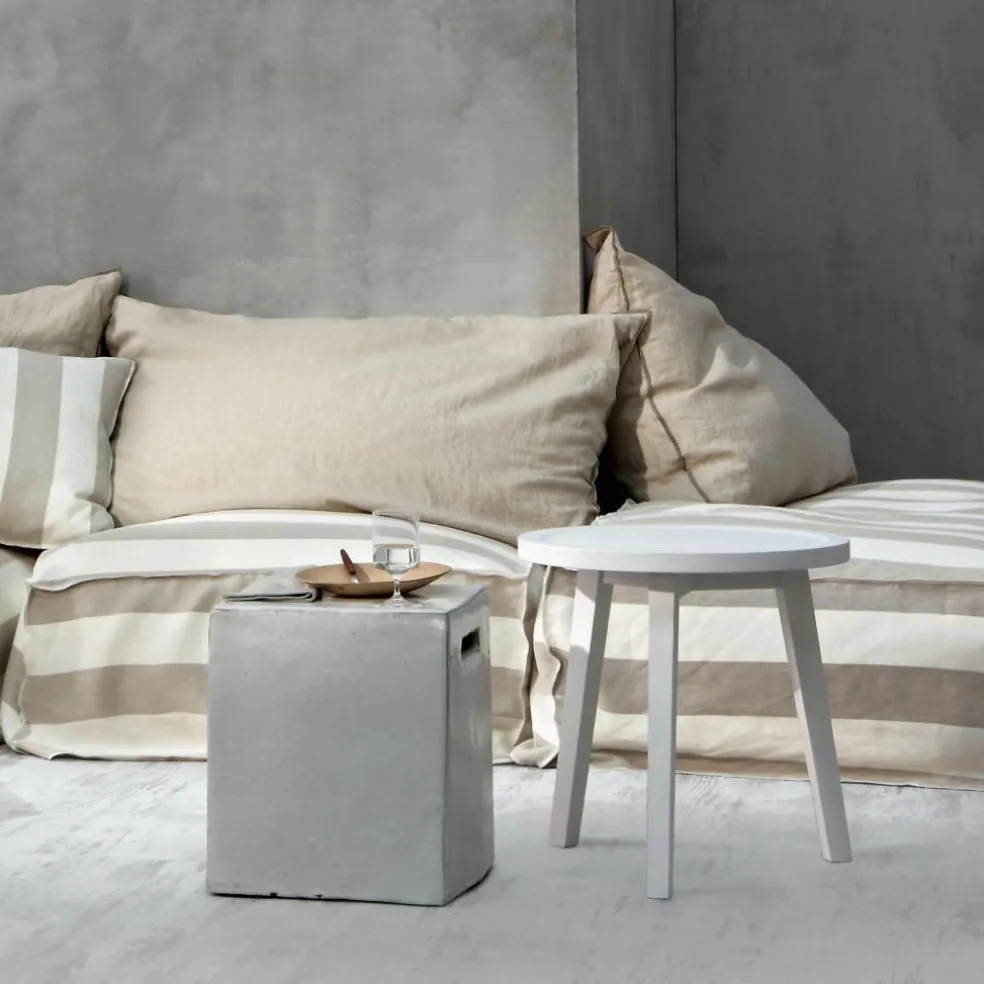 Gray 42 Beistelltisch