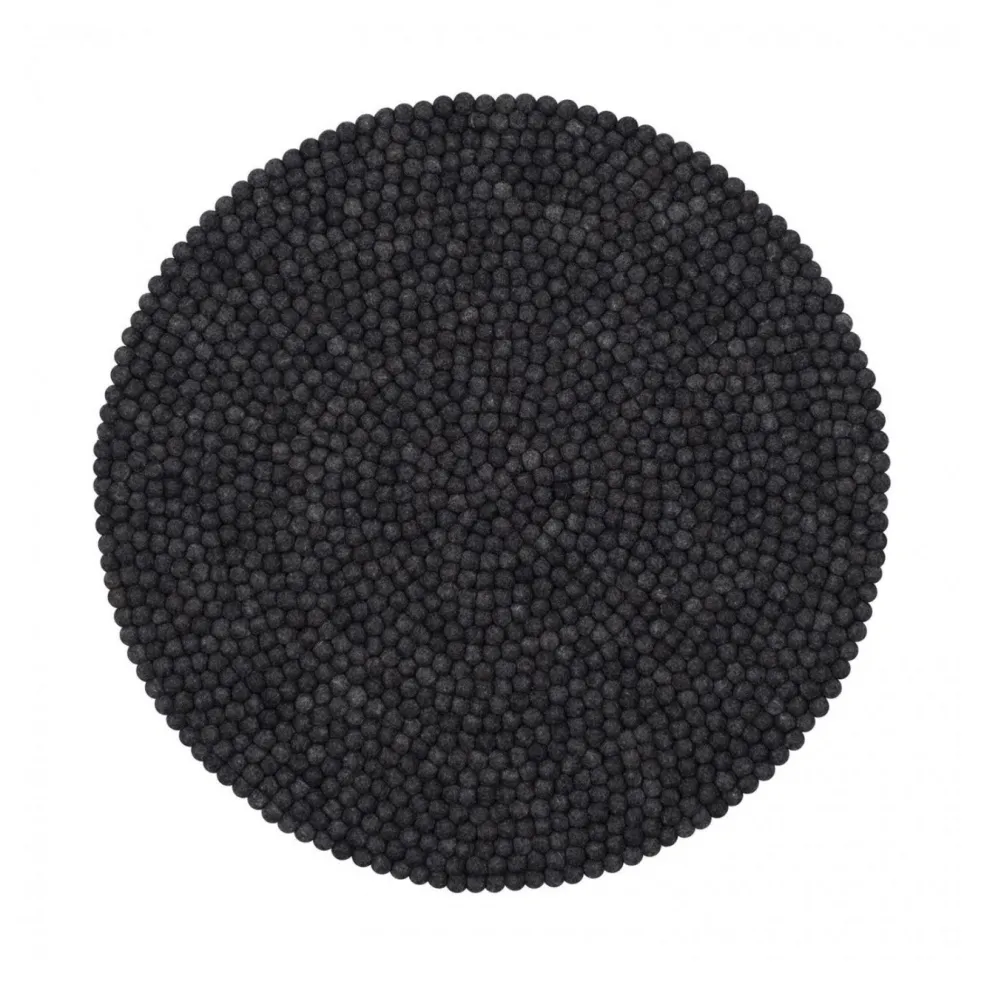 Hugo Filzkugelteppich