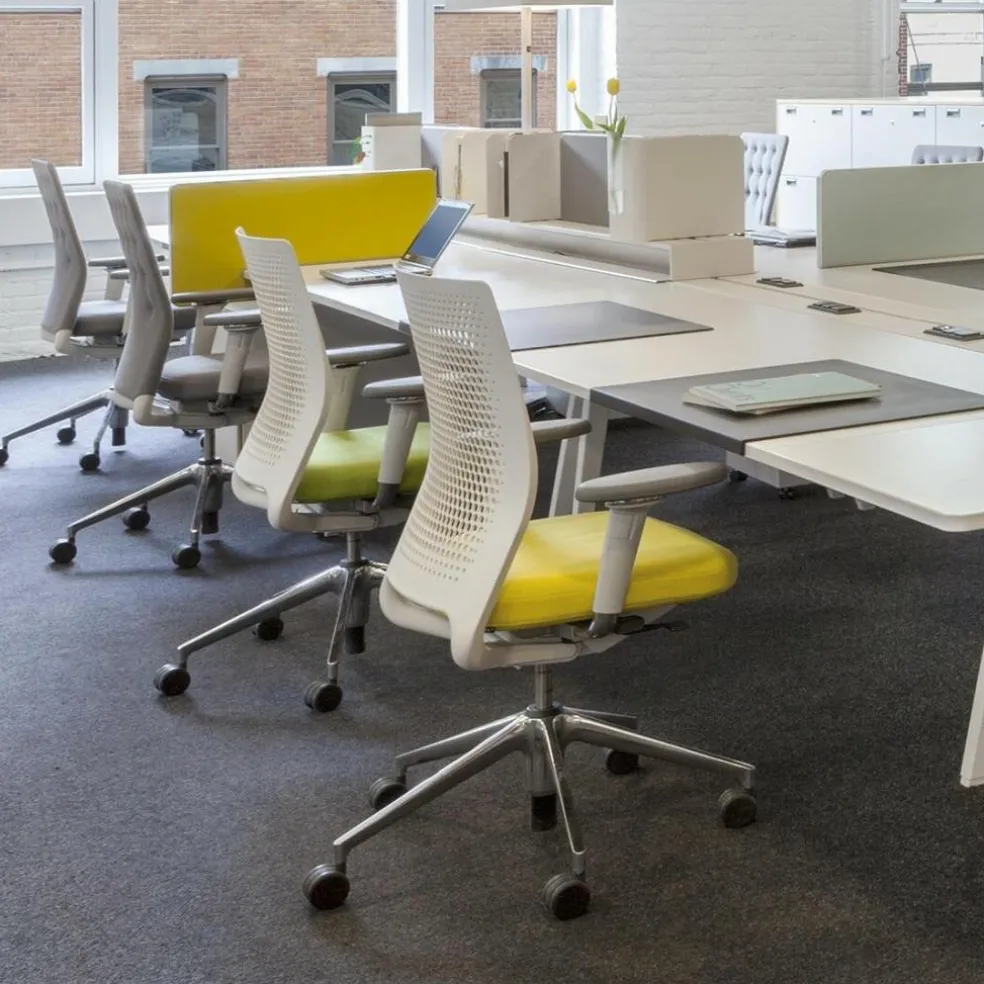 ID Trim Citterio Bürostuhl mit 2D-Armlehnen