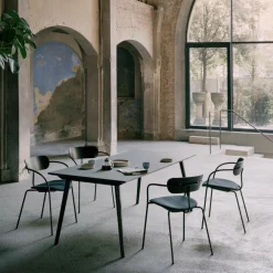 In Between SK5 Esstisch