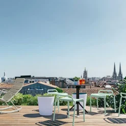 Inouï LED Leuchthocker mit Akku