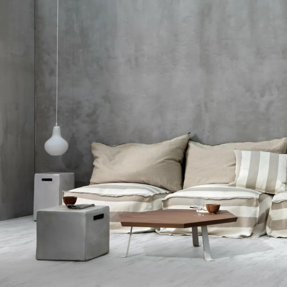 Inout Beistelltisch / Hocker