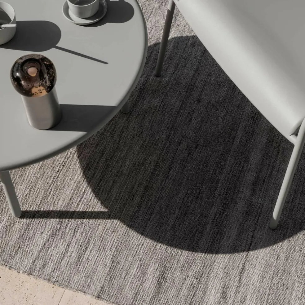 Iris LED Tischleuchte mit Akku