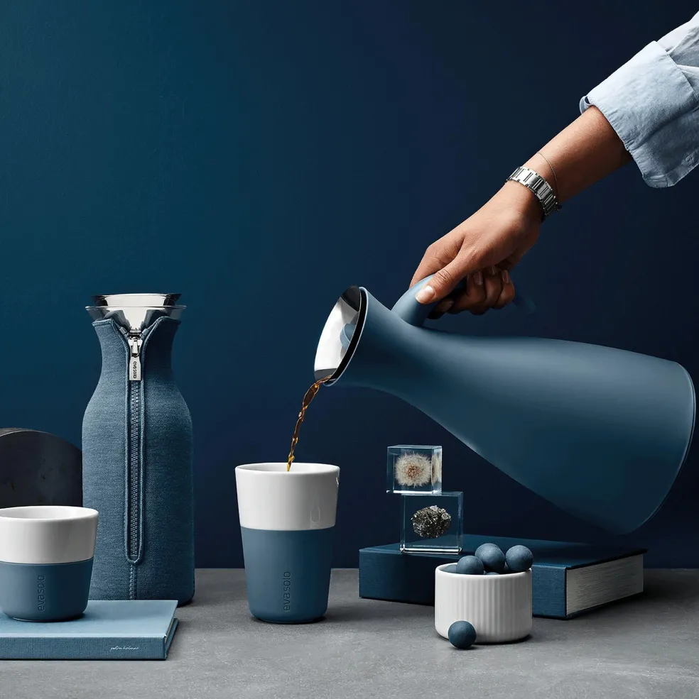 Isolierkanne schmal 1L matt