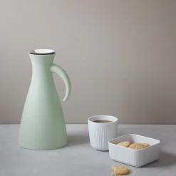 Isolierkanne schmal 1L matt