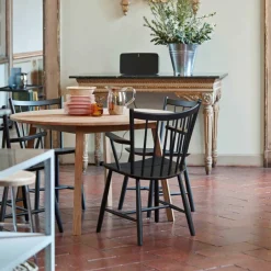 J42 Armlehnstuhl Buche