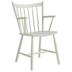 J42 Armlehnstuhl Buche