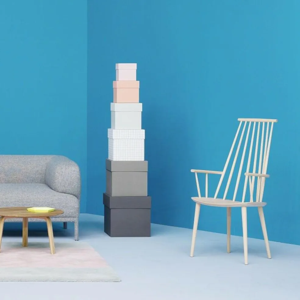 J110 Armlehnstuhl Buche