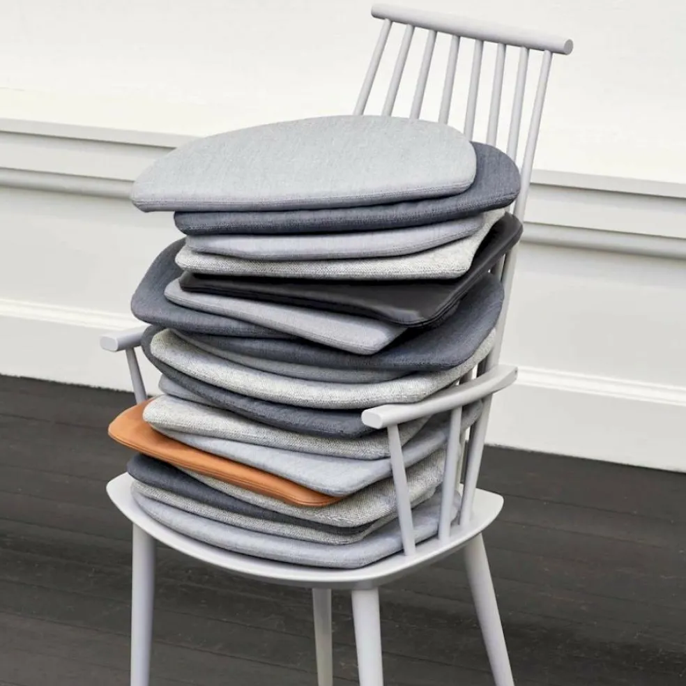 J110 Armlehnstuhl Buche