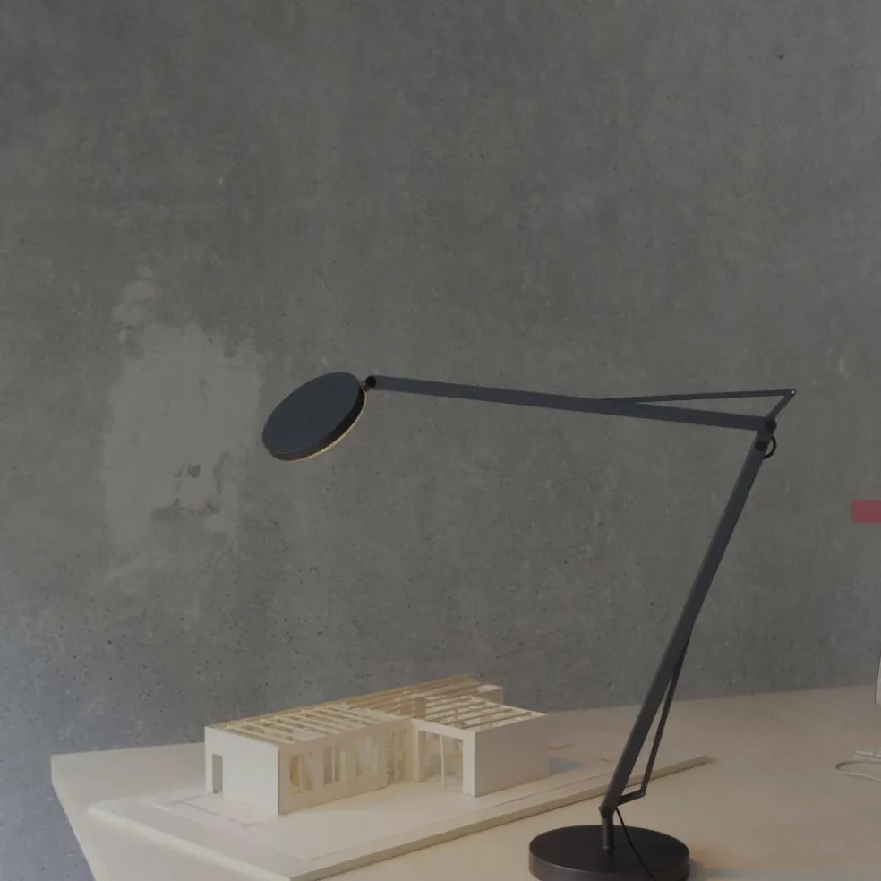 John LED Schreibtischleuchte