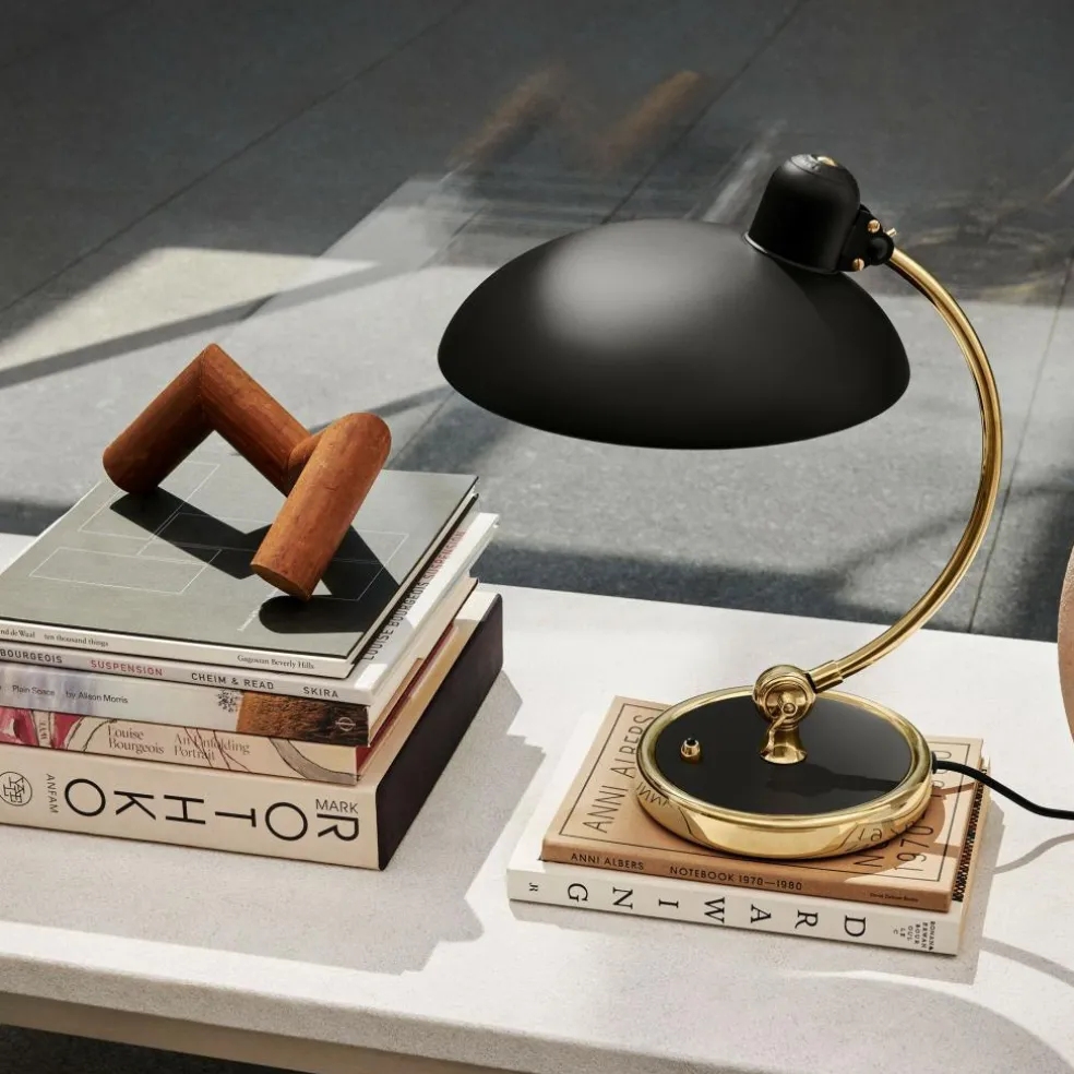 Kaiser Idell™ 6631 Luxus Tischleuchte Messing