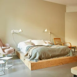 Kaiser Idell™ 6718-W Wand-/Scherenleuchte