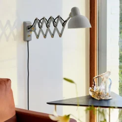 Kaiser Idell™ 6718-W Wand-/Scherenleuchte