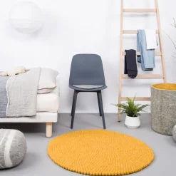 Klara Filzkugelteppich