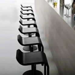 LEM S80 Barhocker Gestell Schwarz Sitzfläche Leder