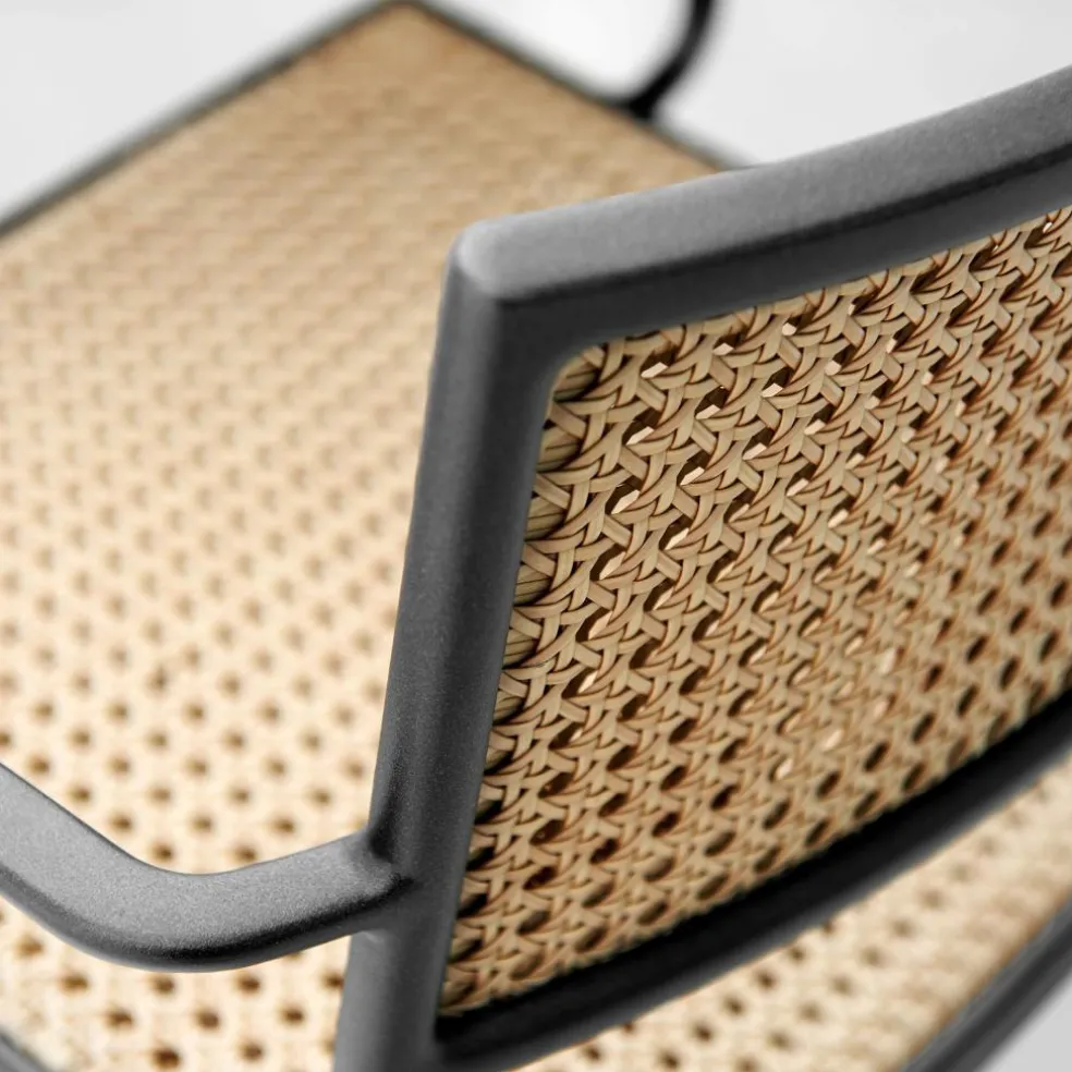 Less Sessel stapelbar