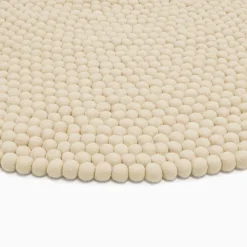 Levi Filzkugelteppich