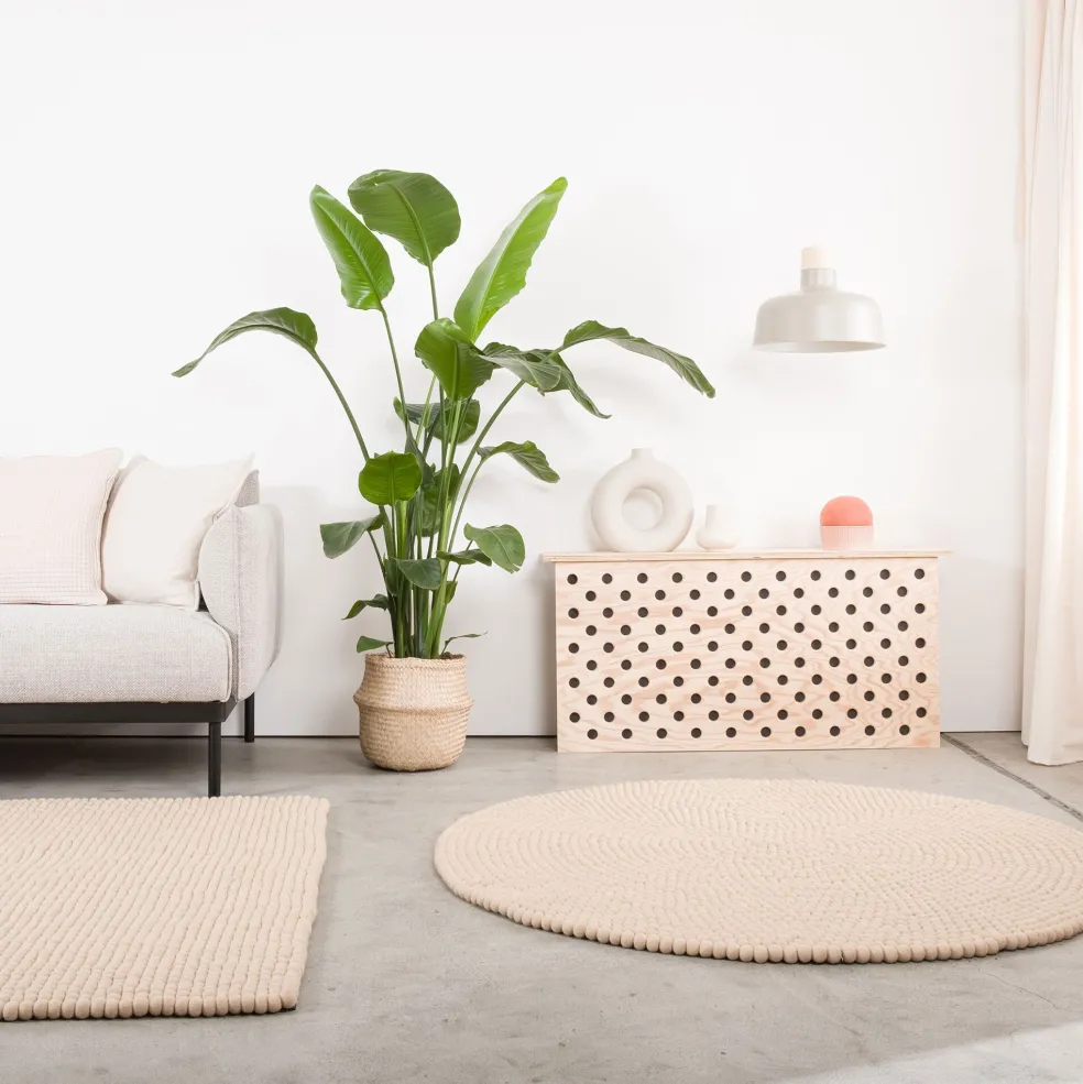 Levi Filzkugelteppich