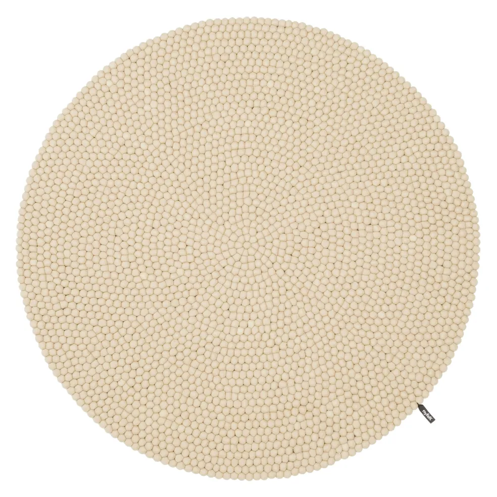 Levi Filzkugelteppich