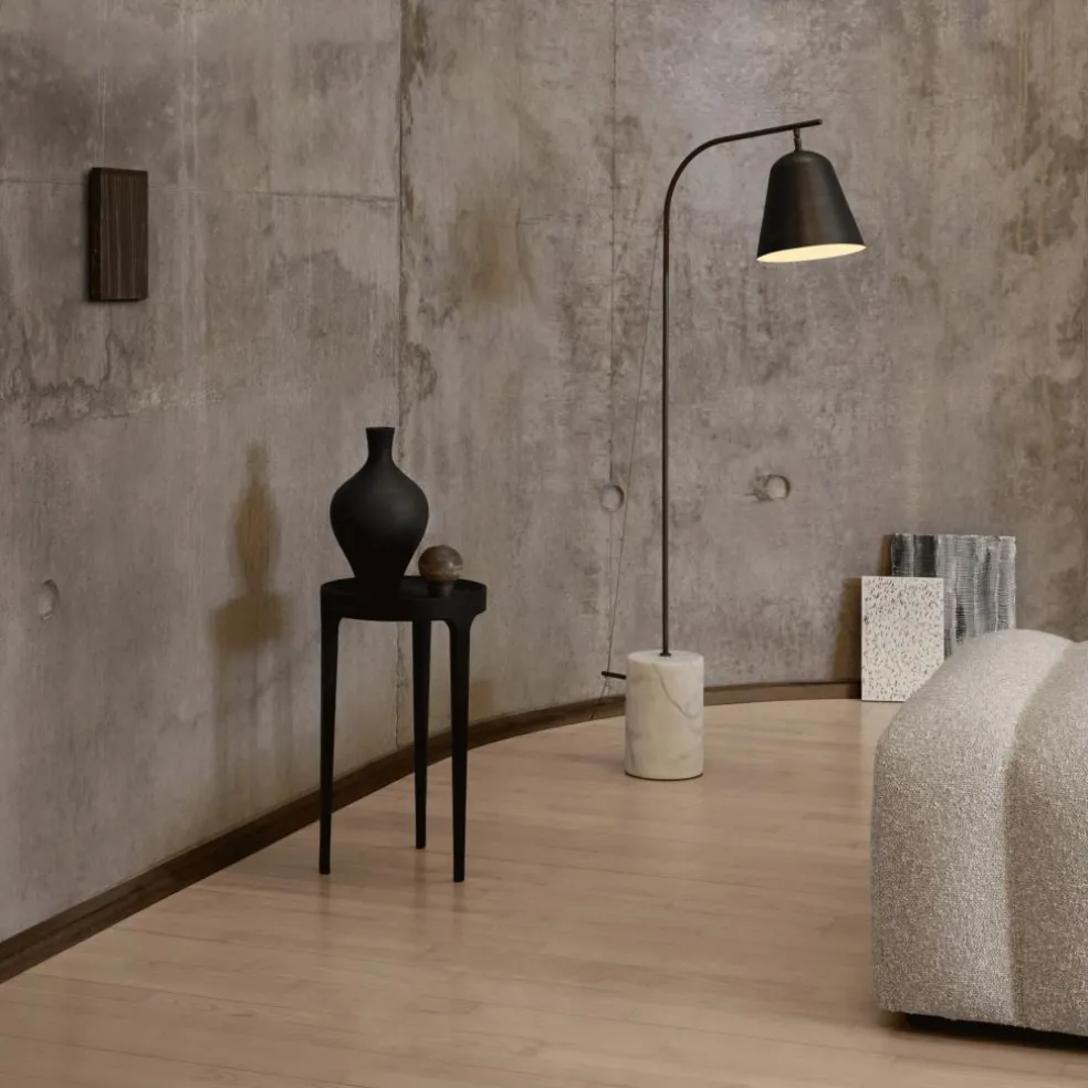 Line One Stehleuchte