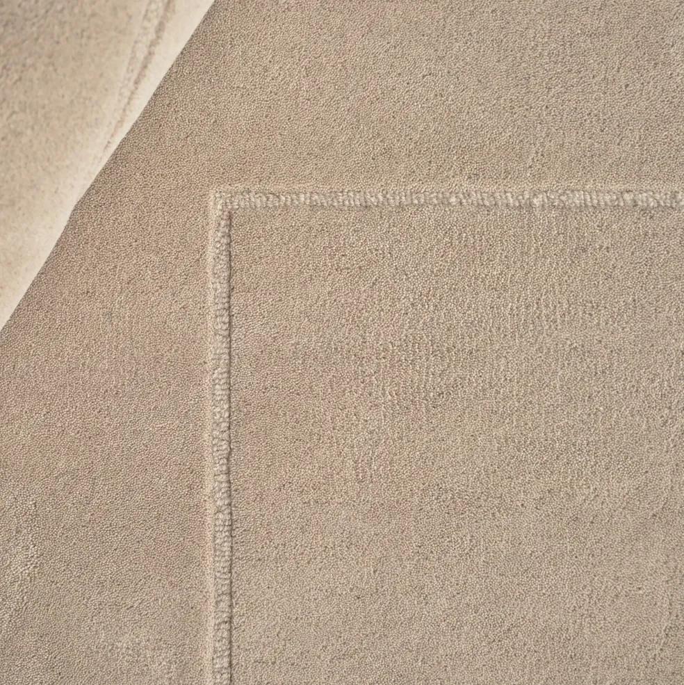 Lineal Poem Wollteppich 170x240cm