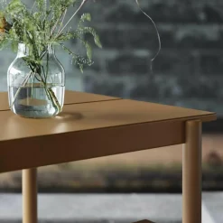 Linear Steel Gartentisch 140x75cm