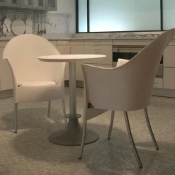 Lord Yi + Yo Set aus 1 Tisch + 2 Stühlen