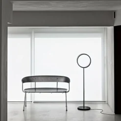 Lost LED Stehleuchte