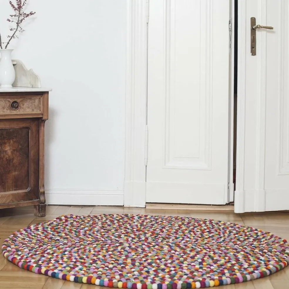 Lotte Filzkugelteppich