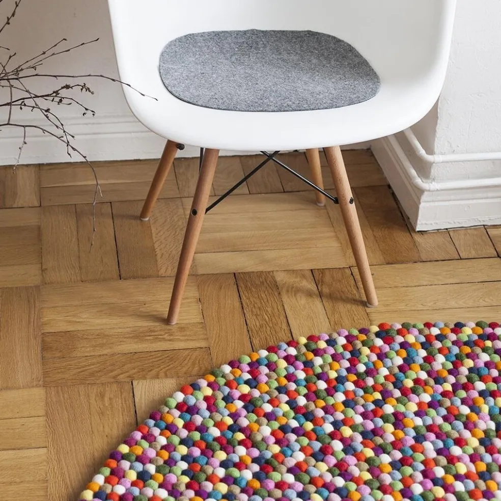 Lotte Filzkugelteppich