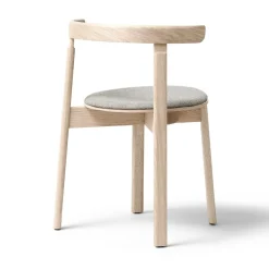 Lunar Stuhl gepolstert