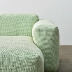 Mags Soft 2,5-Sitzer Sofa mit niedriger Armlehne 238x103,5x67cm