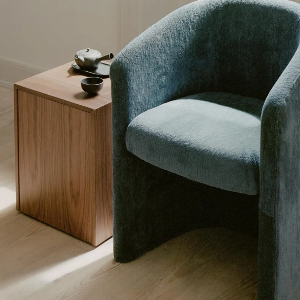 Mass Beistelltisch mit Schublade