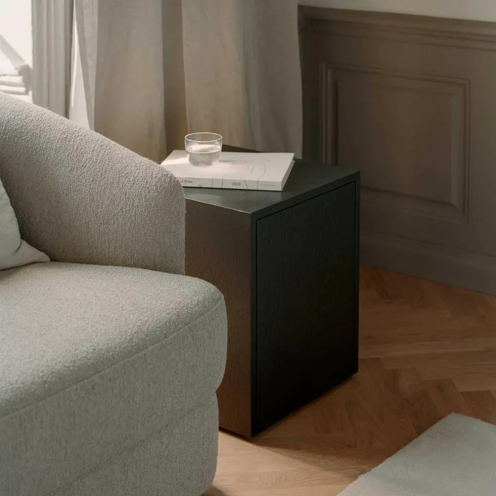 Mass Beistelltisch mit Schublade