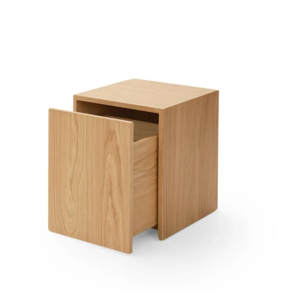 Mass Beistelltisch mit Schublade