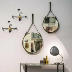 Matégot Wandgarderobe