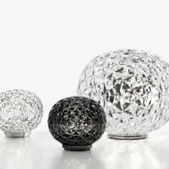 Mini Planet LED Tischleuchte