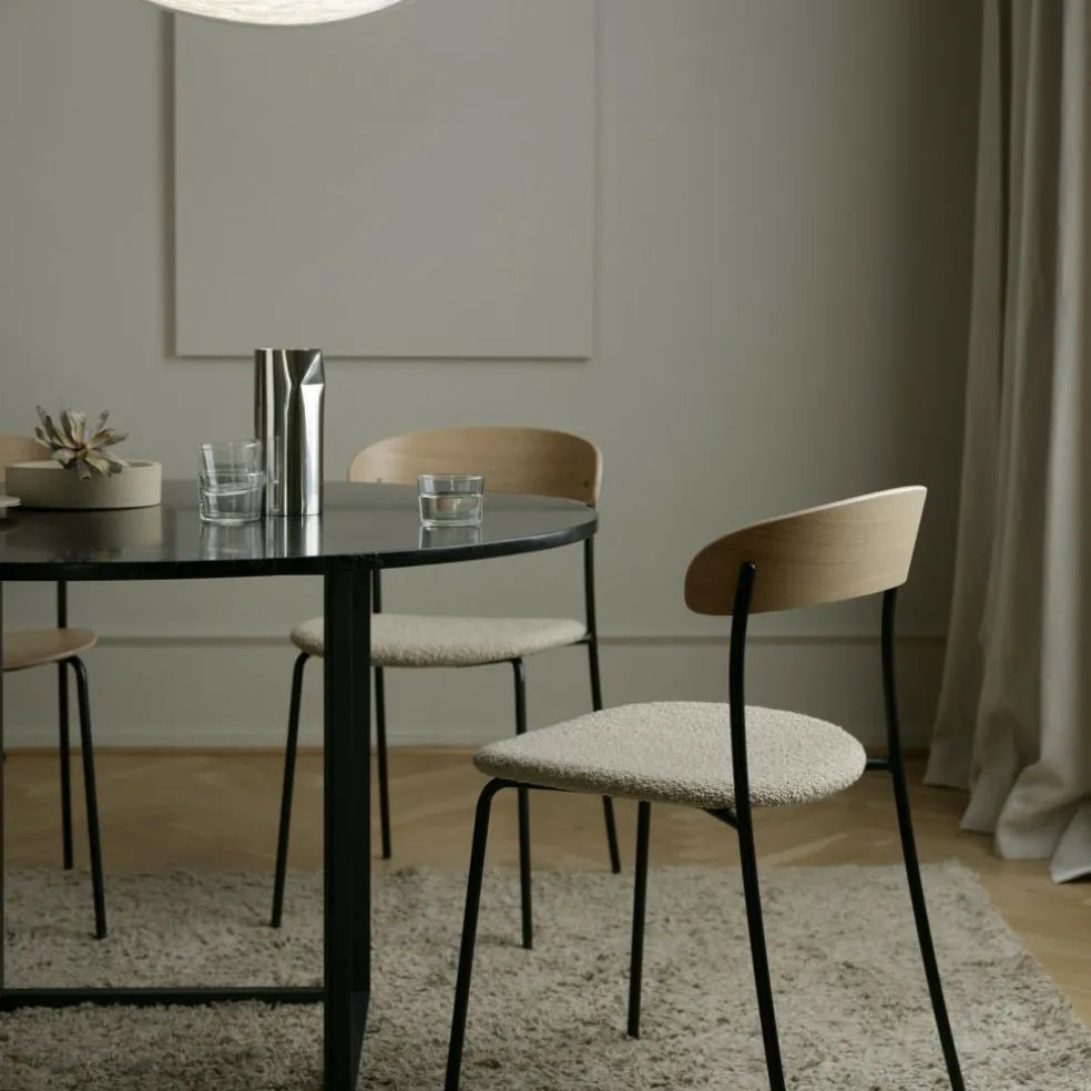 Missing Stuhl gepolstert