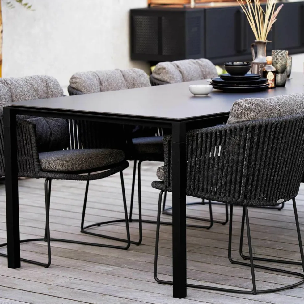 Moments Gartenarmlehnstuhl mit Kufen